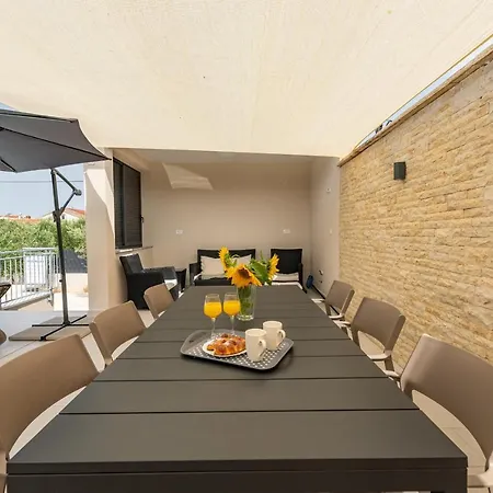 Paloma With Pool Sukosan