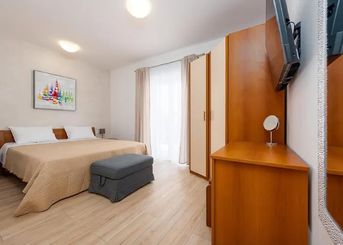 Ferienhaus Paloma With Pool